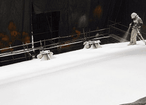 Type C spray system applied to cargo tank — PU foam base layer in progress